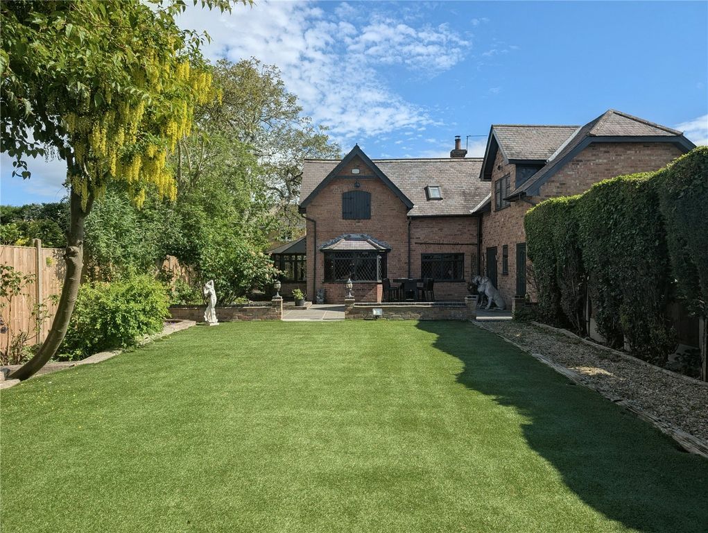 Property photo 2 of 35 Picture No. 47