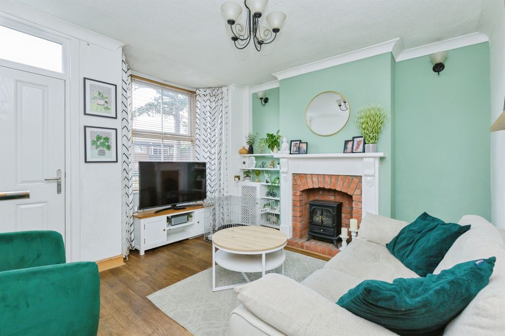 Property photo 2 of 17
