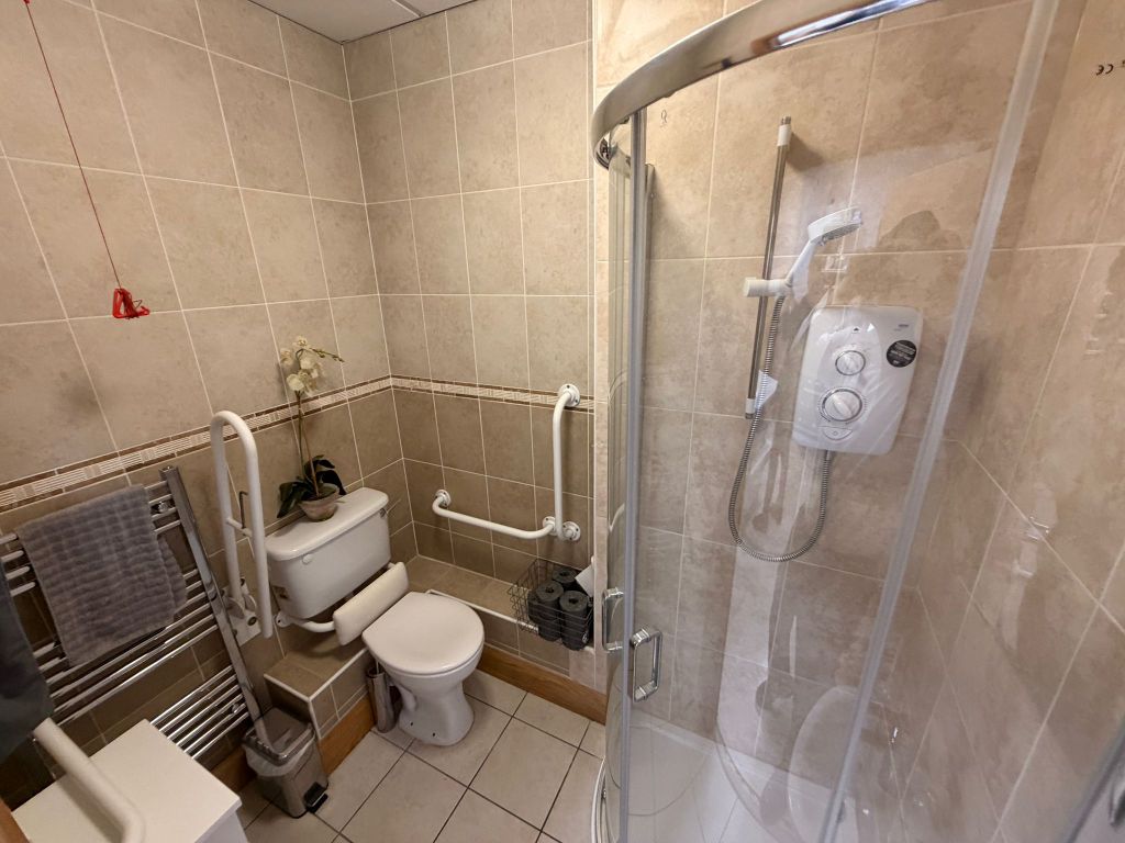 Property photo 3 of 7