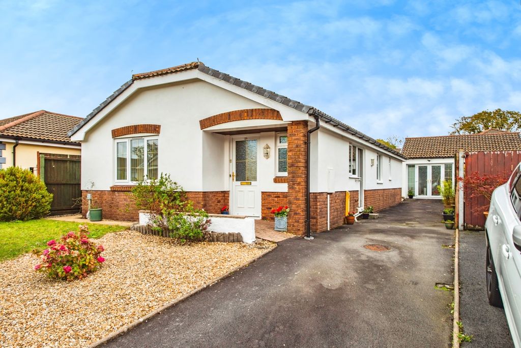 Property photo 1 of 17 Photo