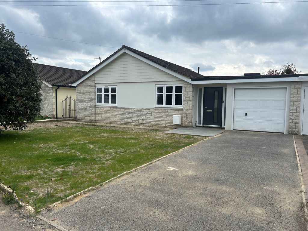 Property photo 1 of 21