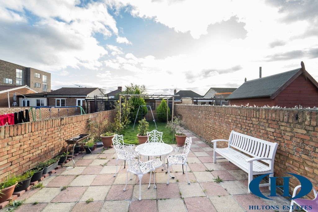 Property photo 3 of 21