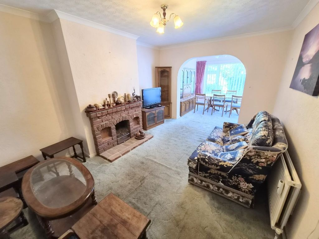 Property photo 2 of 16 5096344