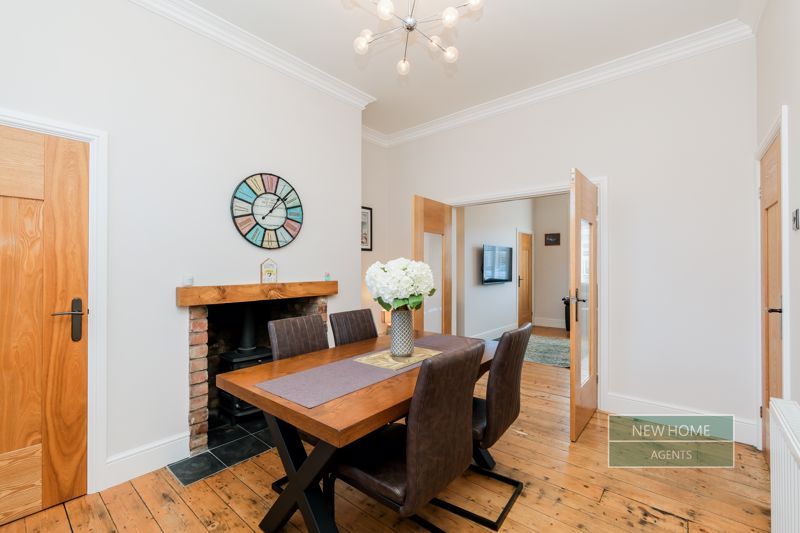 Property photo 3 of 16 Photo 8