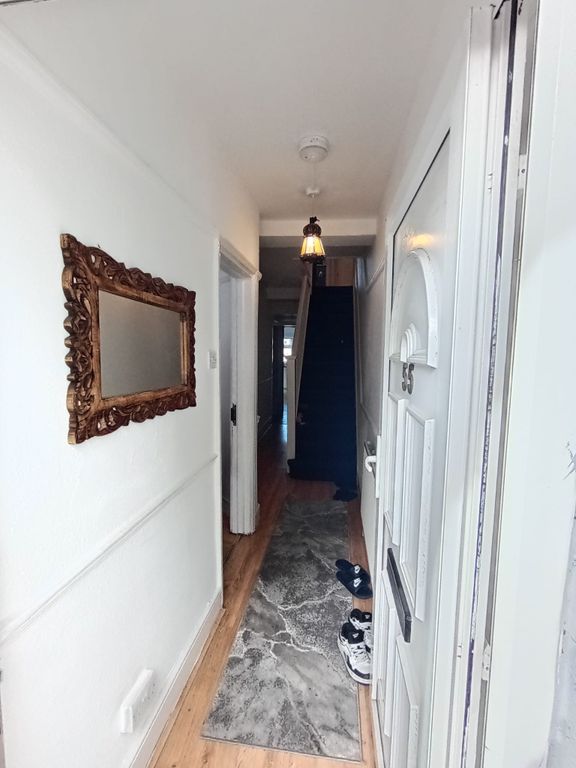 Property photo 1 of 33