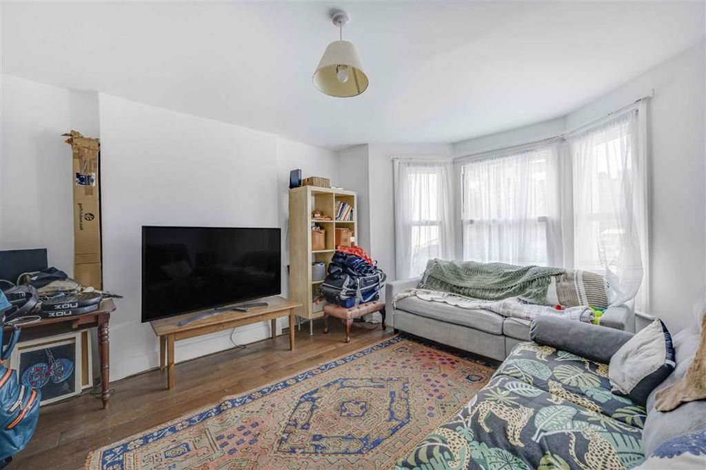 Property photo 2 of 6