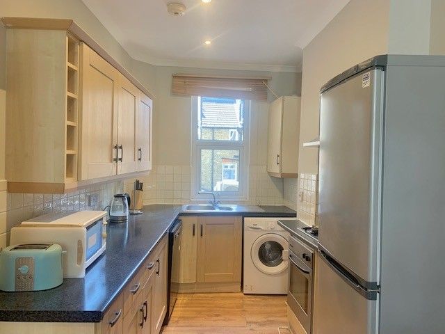 Property photo 1 of 6 Kitchen