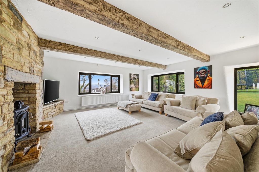 Property photo 3 of 53