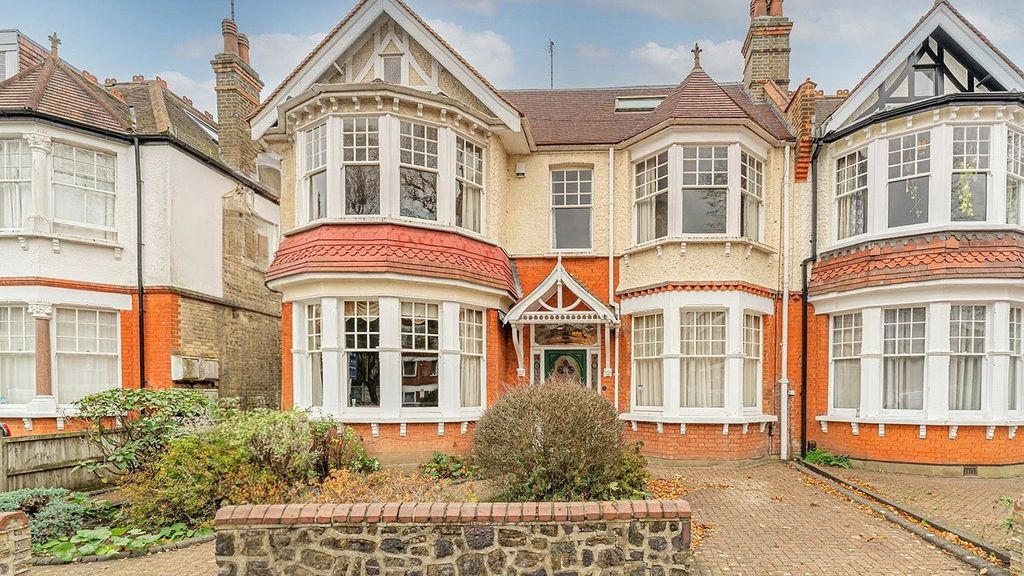 Property photo 1 of 33 Picture No. 42