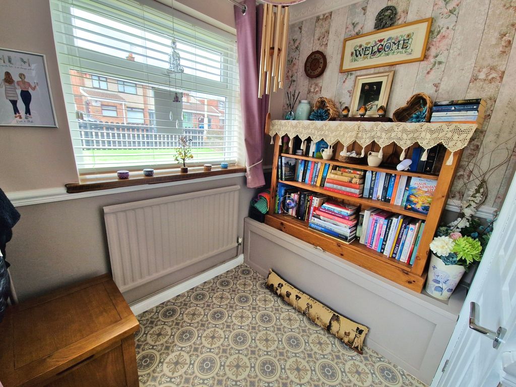 Property photo 3 of 26