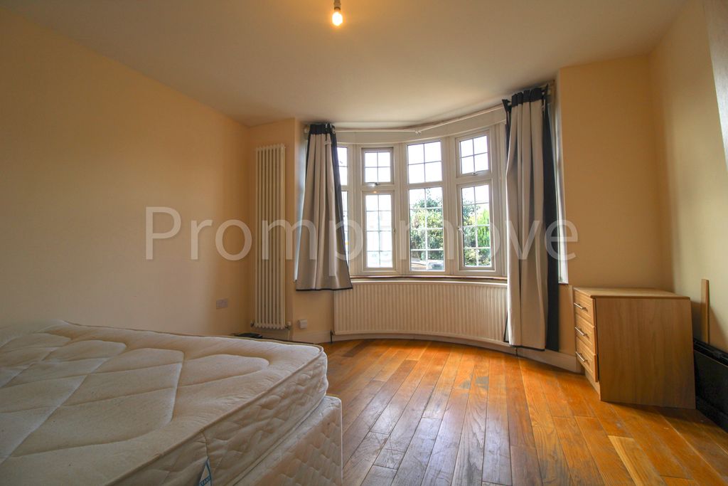 Property photo 2 of 10 Na