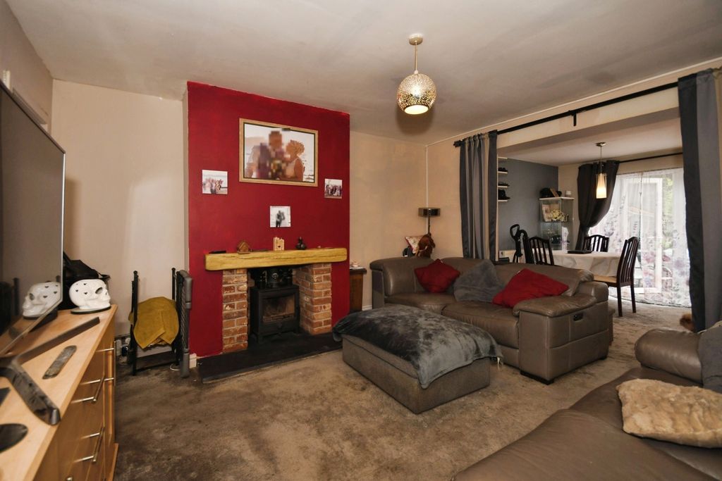 Property photo 2 of 12 Photo