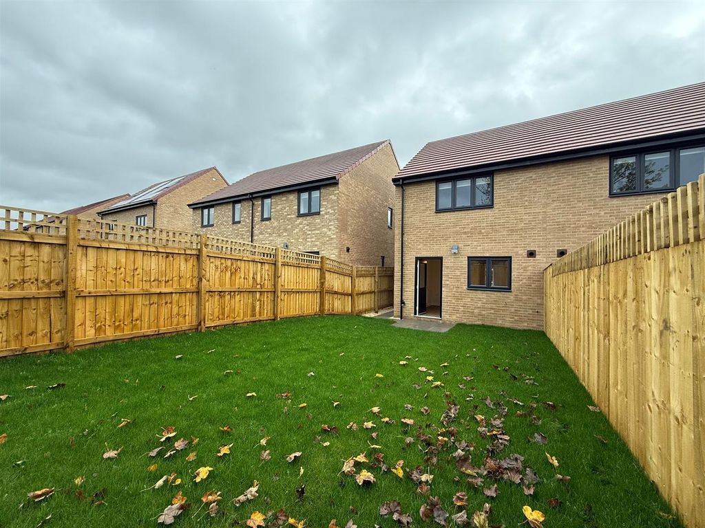 Property photo 2 of 12 ba582E9A-145F-4421-A2d7-4124cc5916E4.Jpg