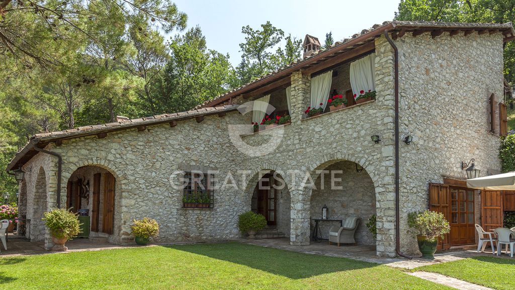 Property photo 1 of 27