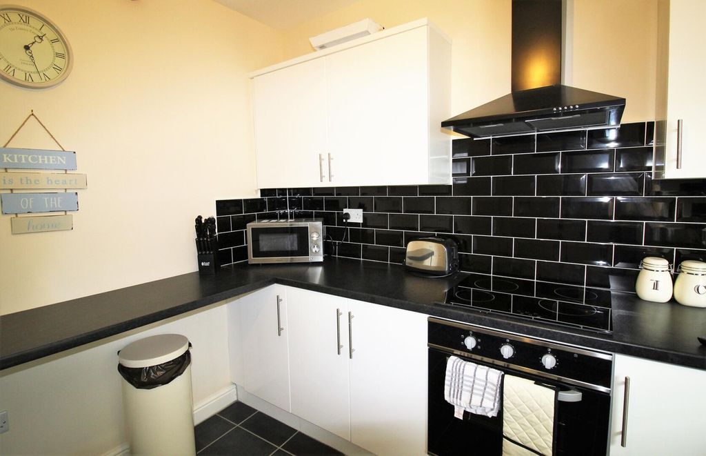 Property photo 1 of 3 Kitchen