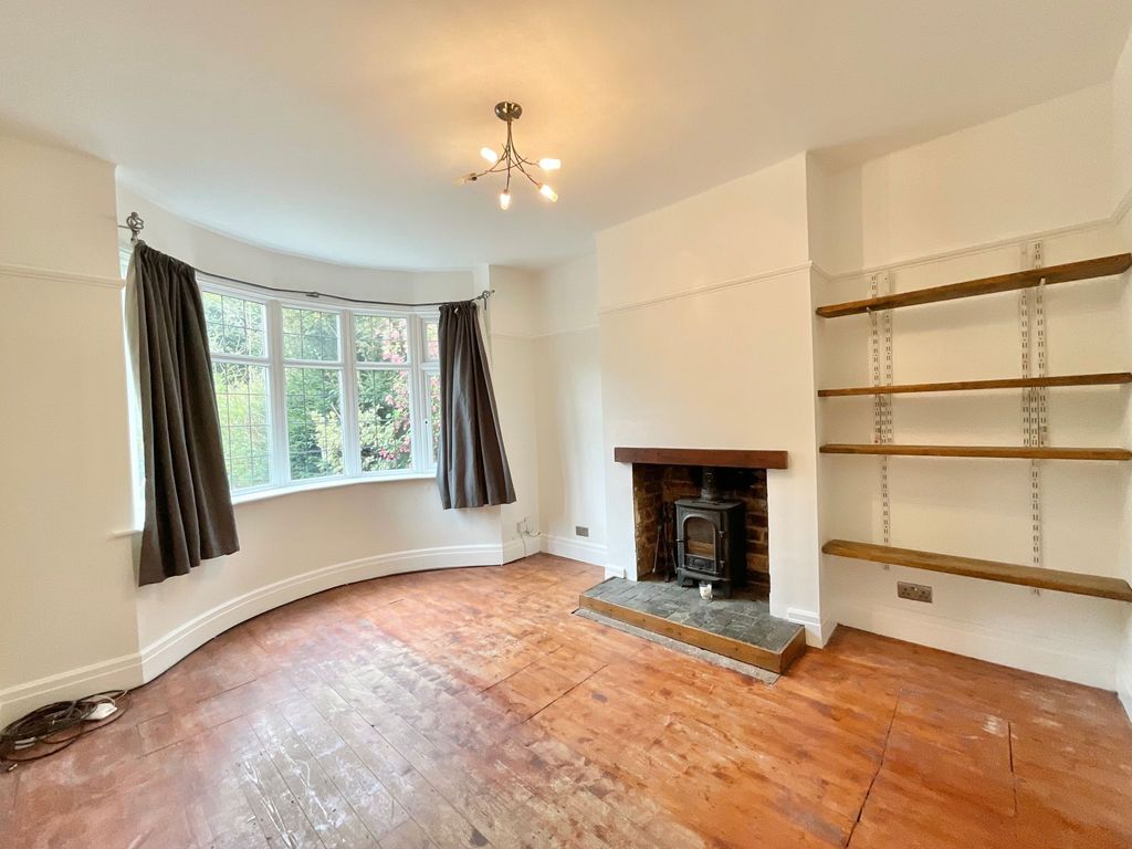 Property photo 2 of 23