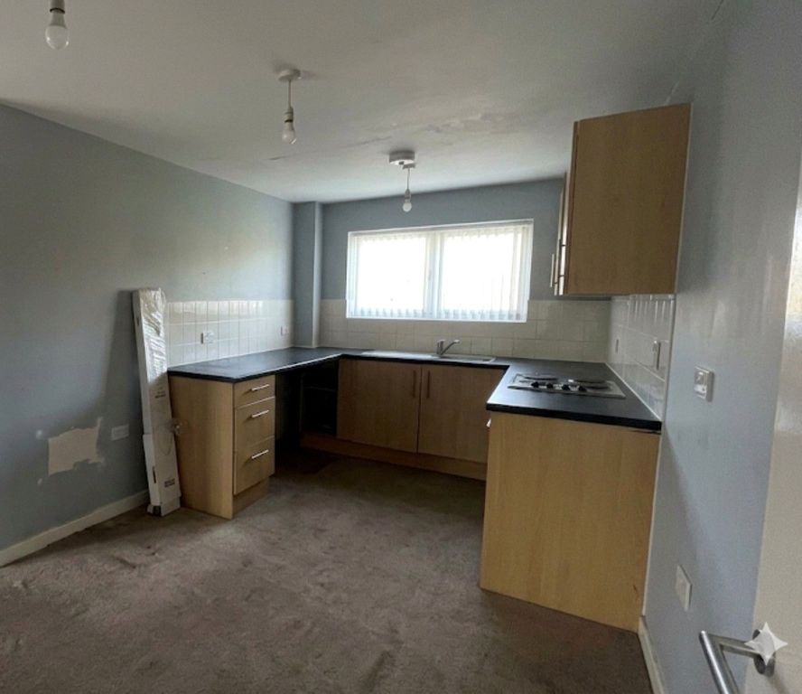 Property photo 2 of 6 Picture No. 10