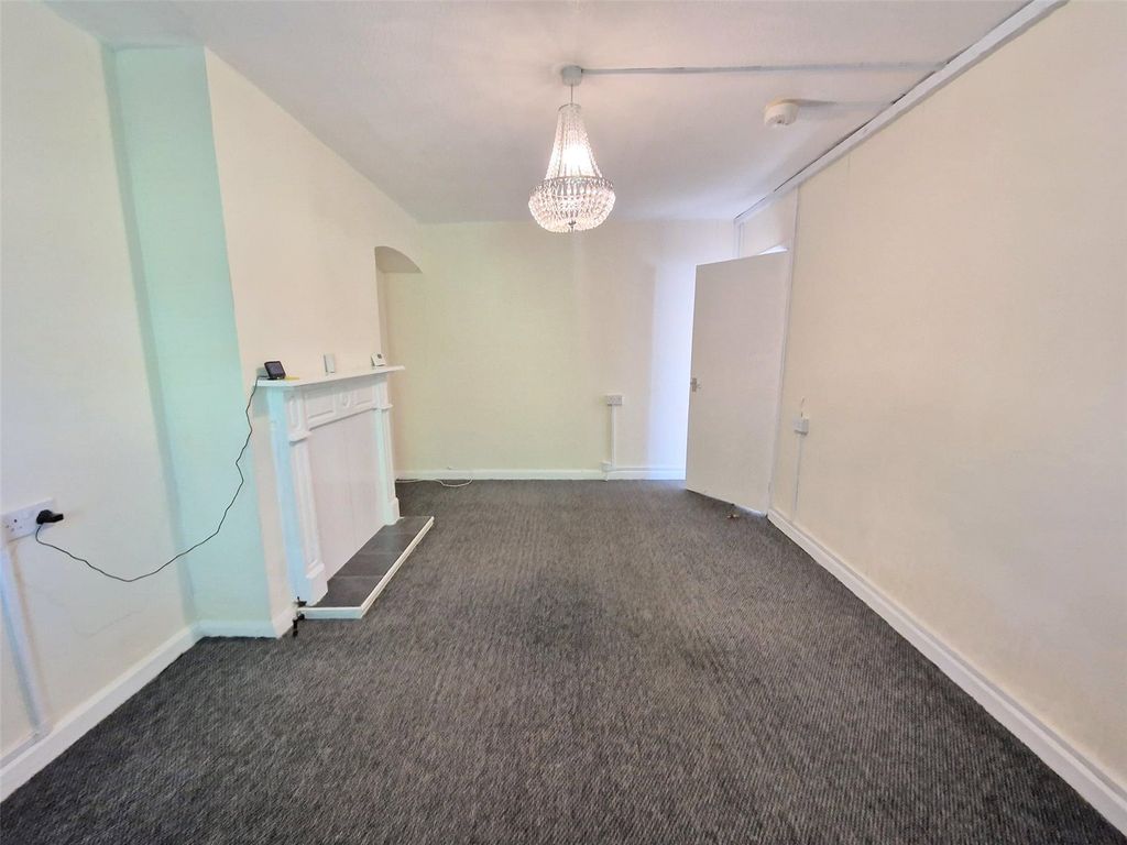 Property photo 3 of 11 Picture No. 09