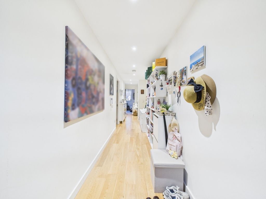 Property photo 3 of 14 Picture No. 15