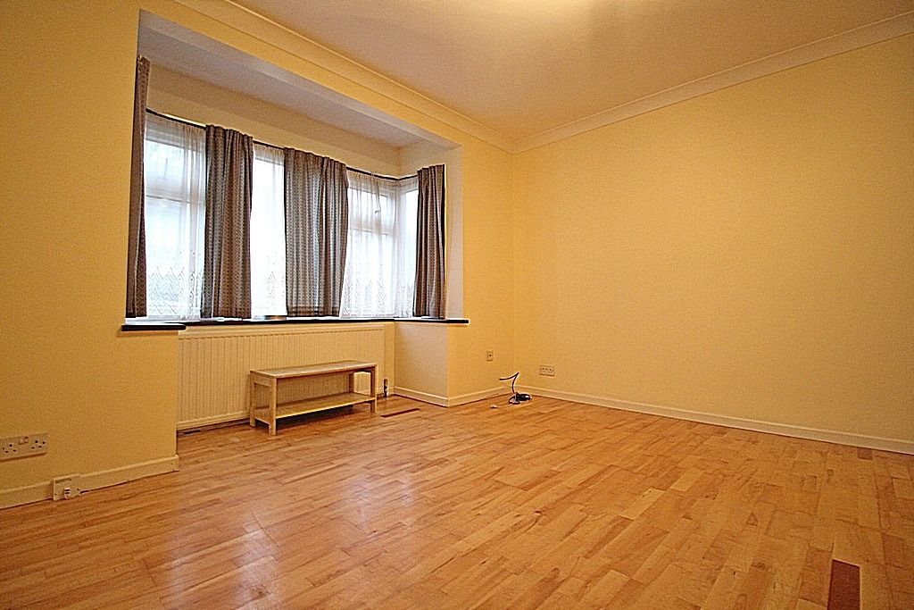Property photo 2 of 7 Gallery