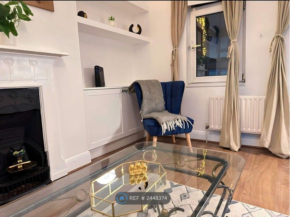 Property photo 3 of 10