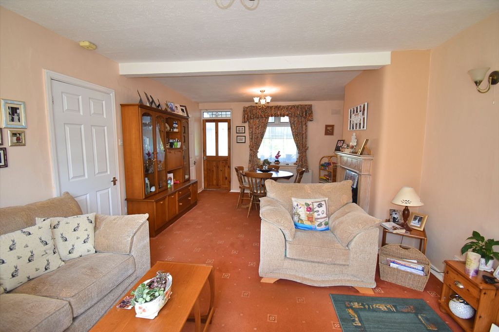 Property photo 2 of 13 Sitting And Dining Room