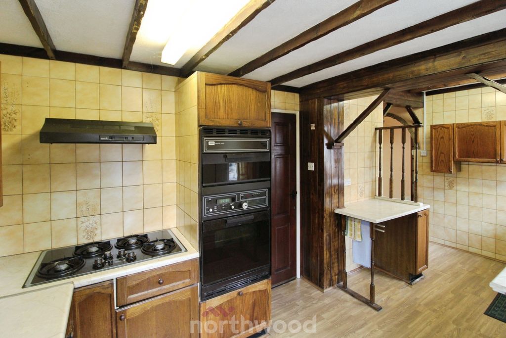 Property photo 2 of 26