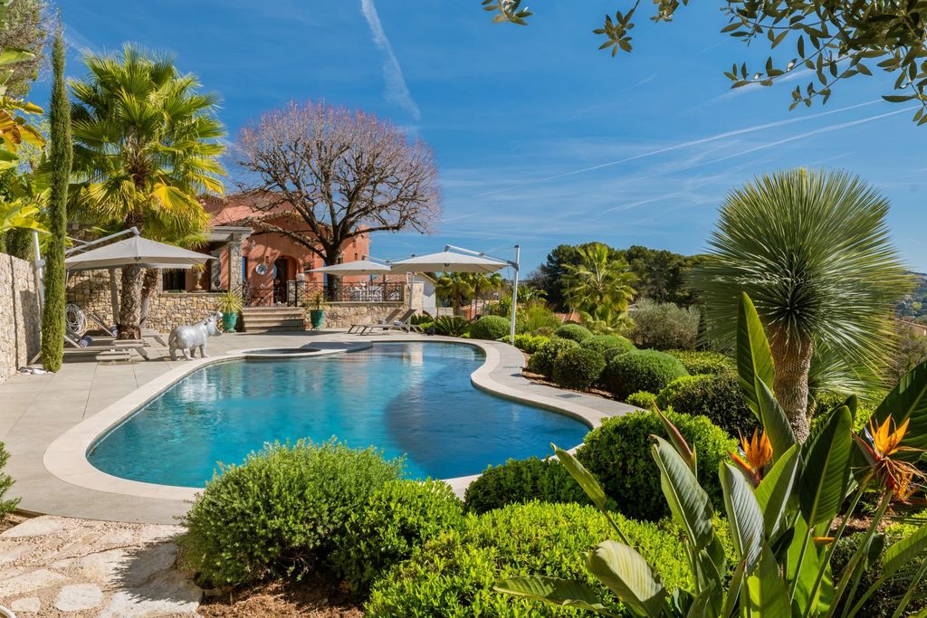 Property photo 2 of 35