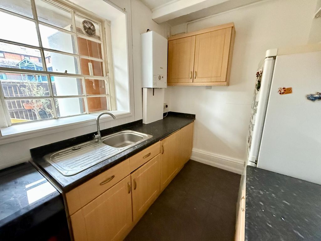 Property photo 3 of 12 Gallery