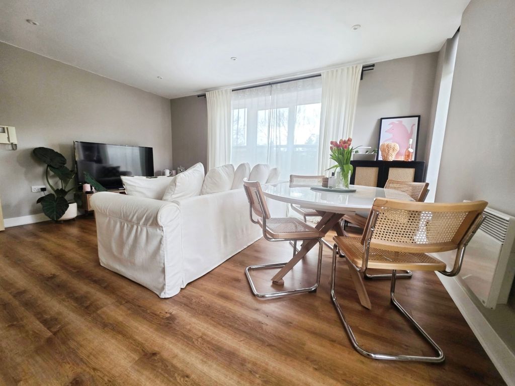 Property photo 3 of 12 Open Plan Living