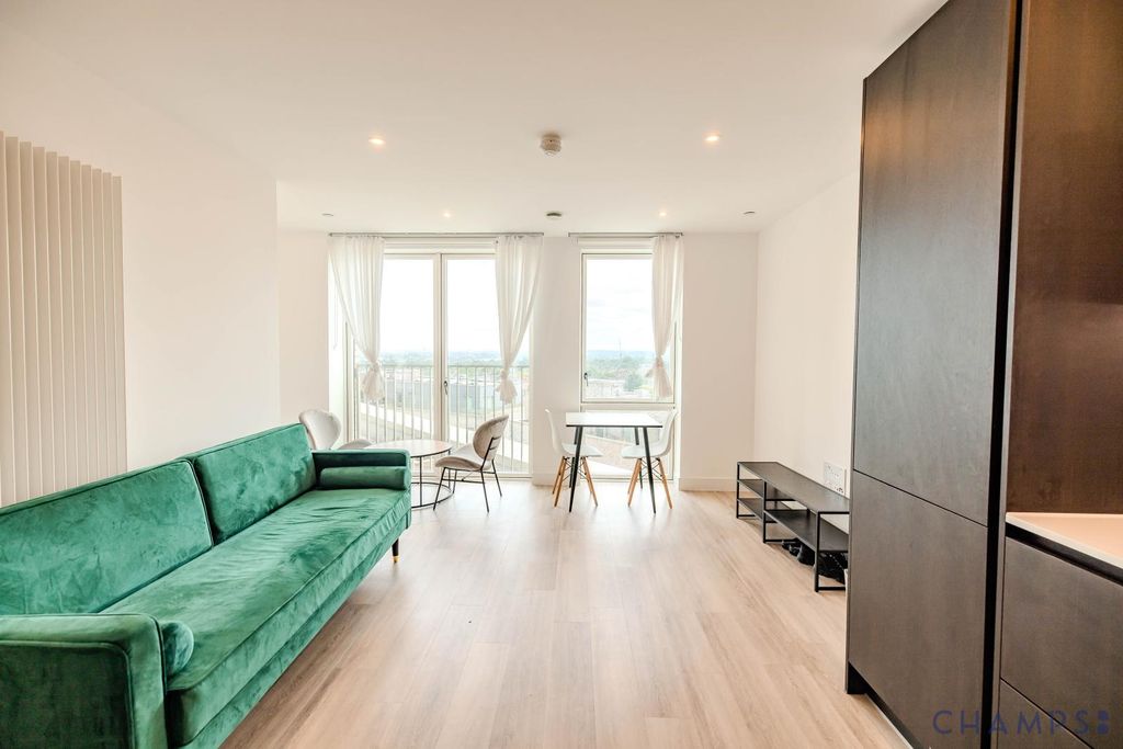 Property photo 1 of 12 1 Bed To Rent, Silverleaf House, The Verdean, Acton, W3