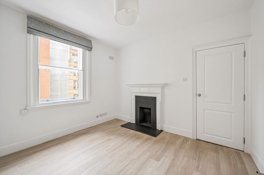 Property photo 1 of 8 Image