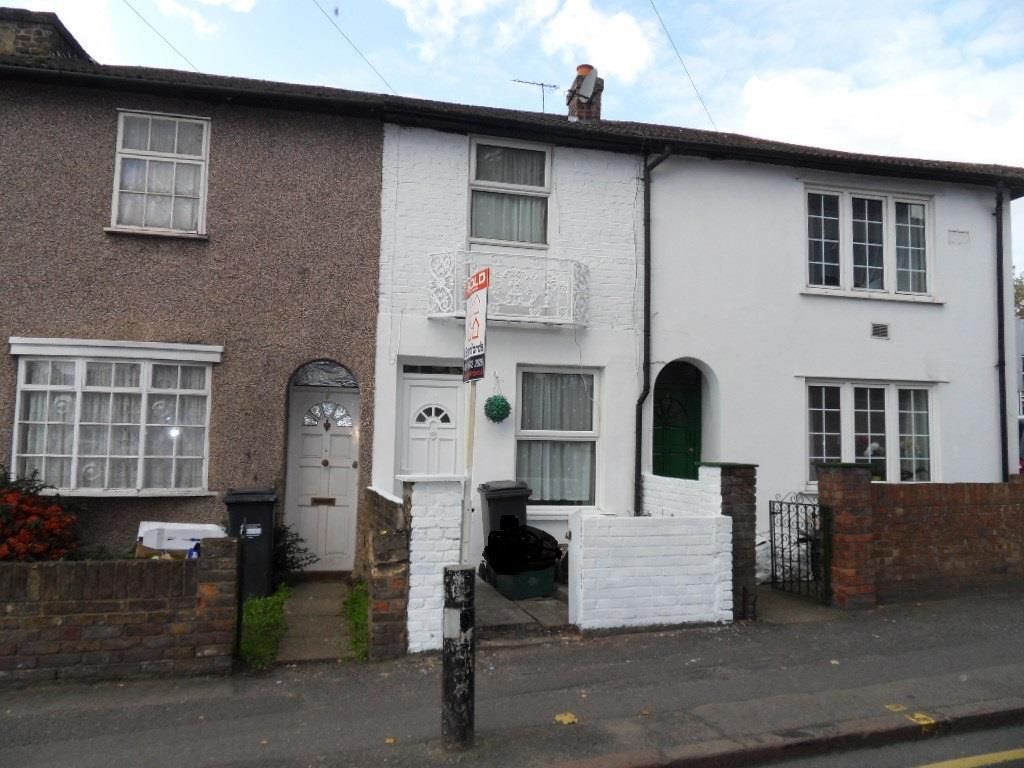 Property photo 1 of 2 4 Bridge Road.Jpg