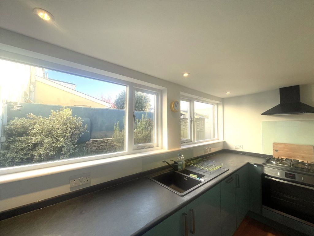Property photo 3 of 7 Picture No. 01