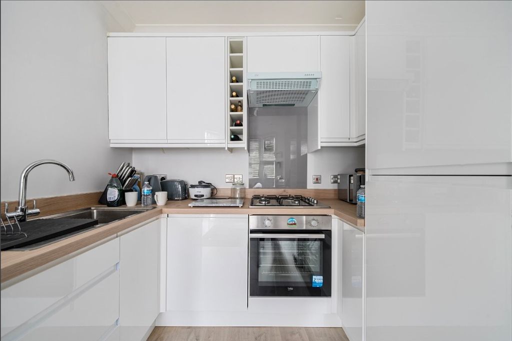 Property photo 3 of 10 Picture No. 08