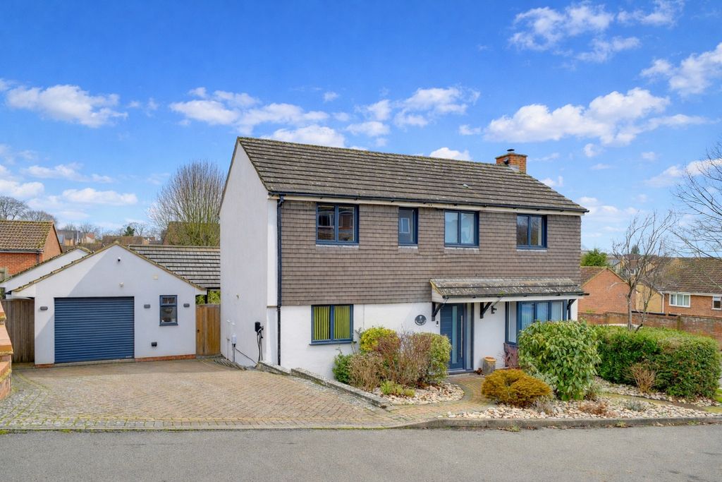 Property photo 1 of 22 4627531