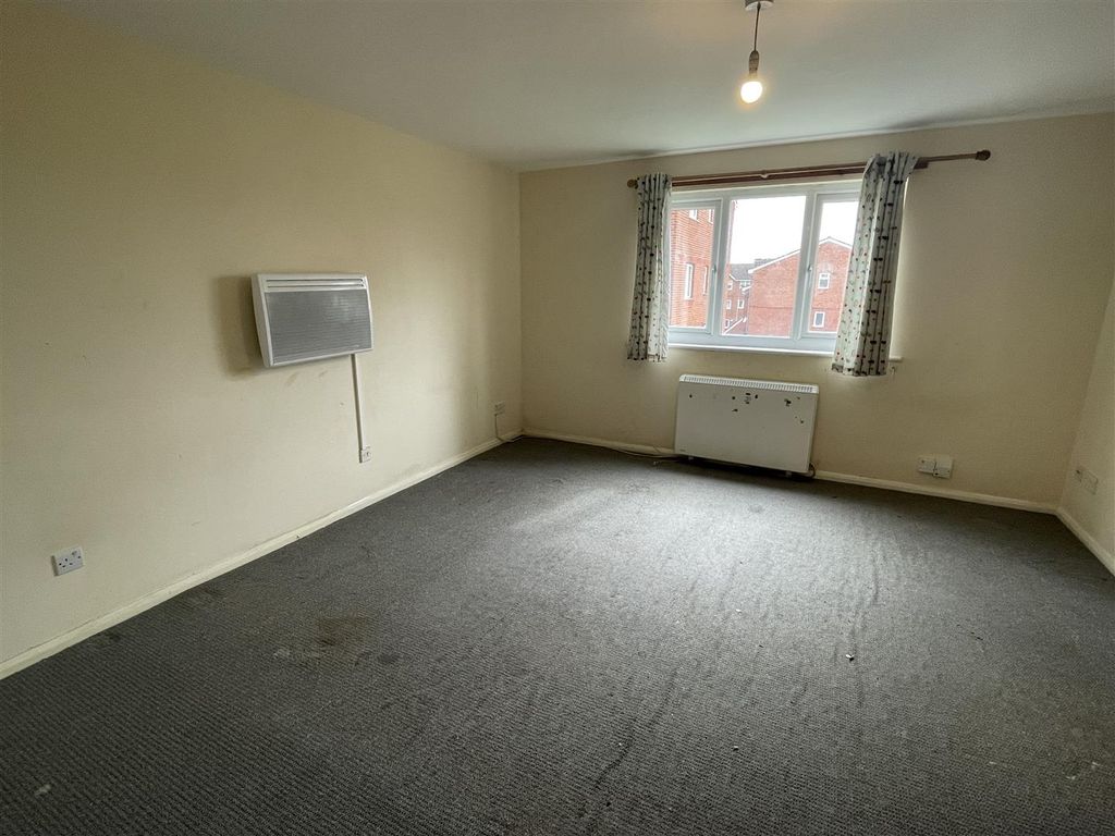 Property photo 2 of 11 Img_1947.Jpg