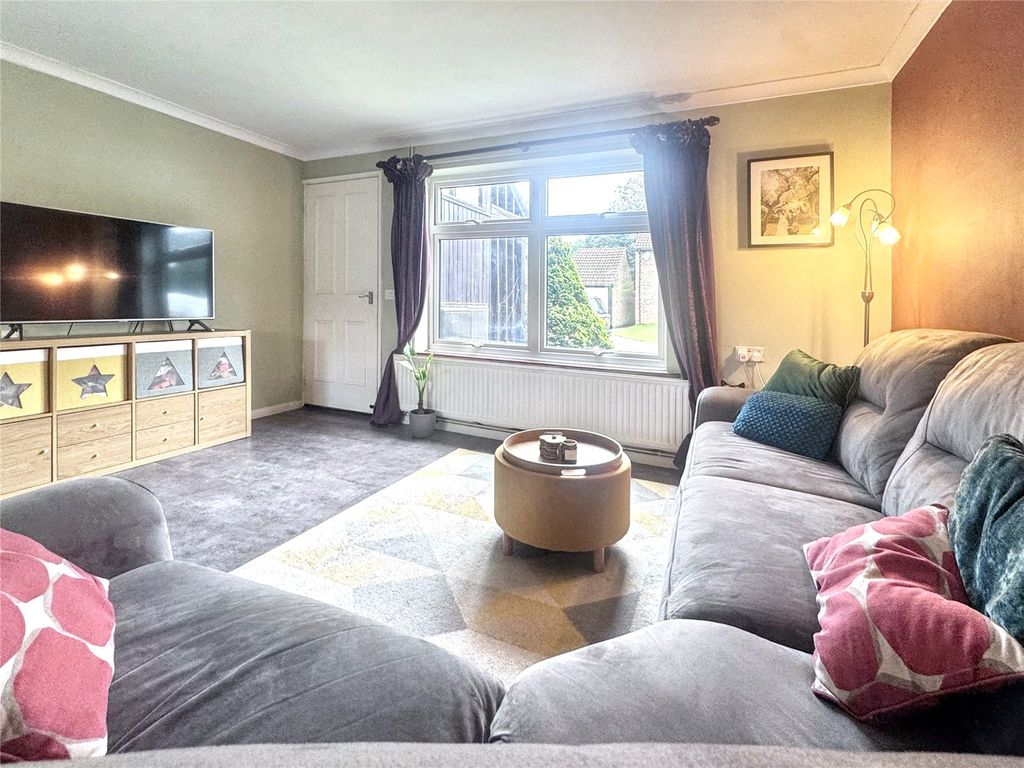Property photo 3 of 13 Picture No. 04