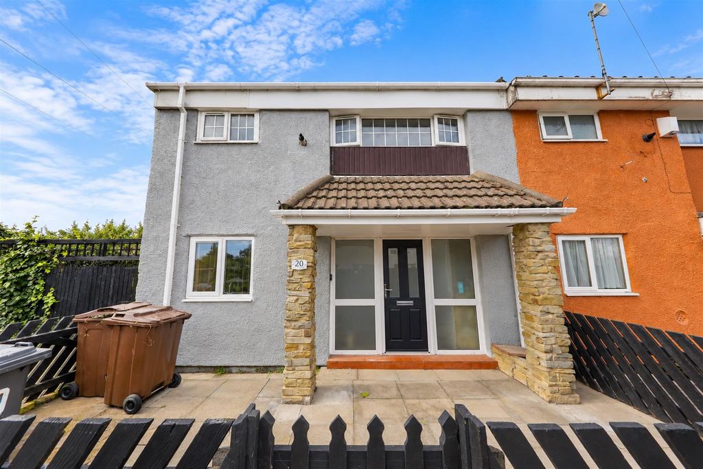 Property photo 1 of 24