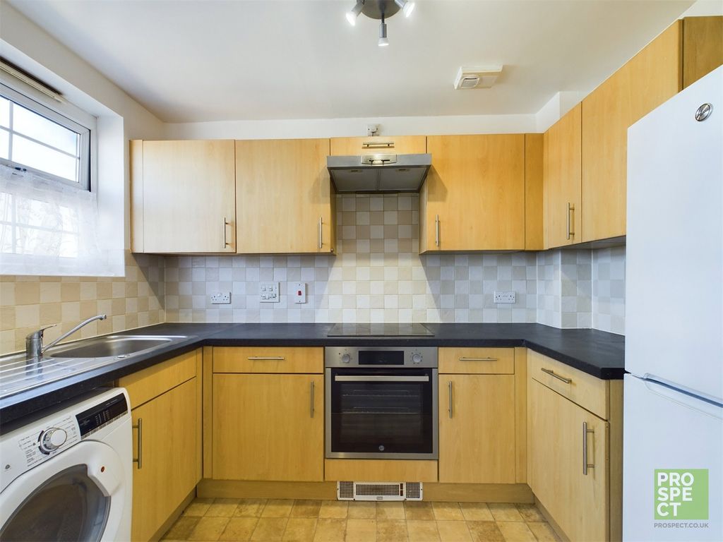 Property photo 1 of 7 Picture No. 27