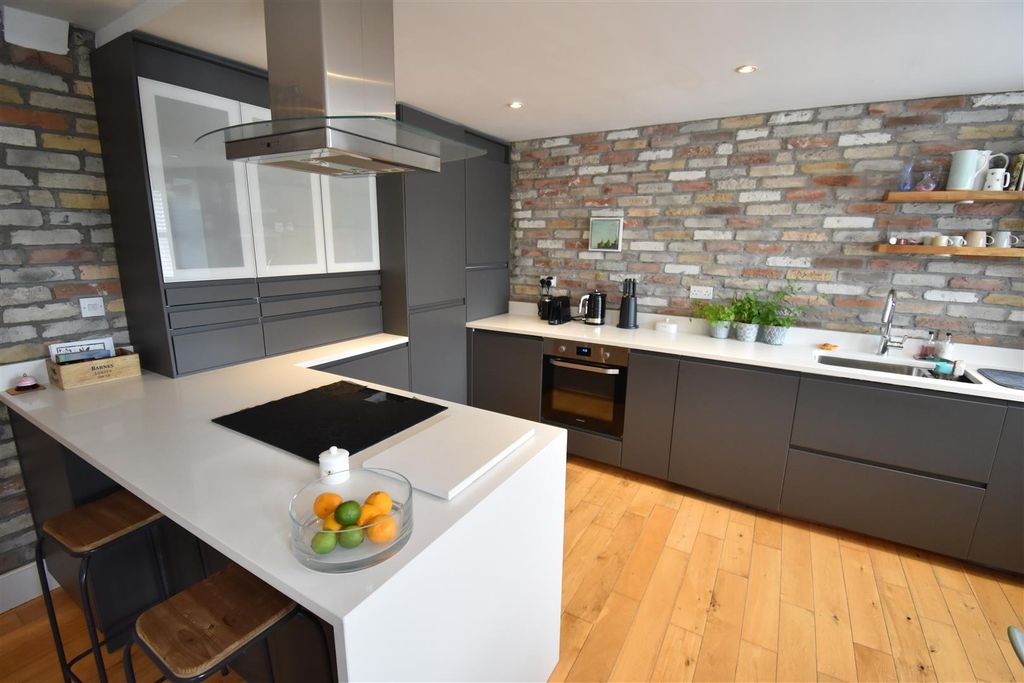 Property photo 3 of 14 Dsc_2147.Jpg