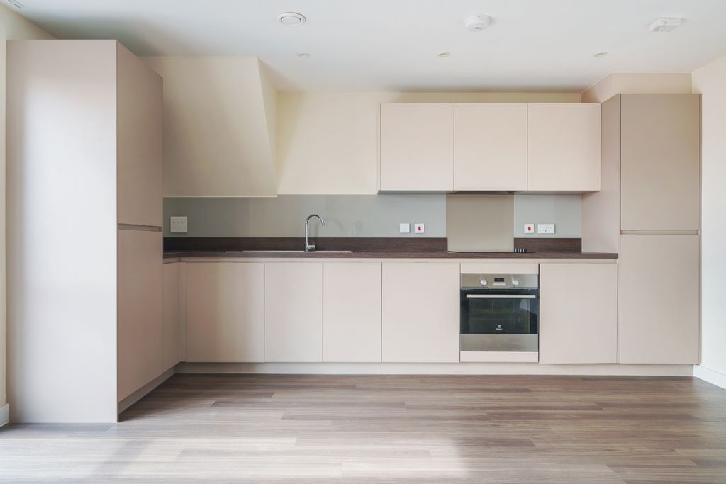 Property photo 1 of 15 Kitchen