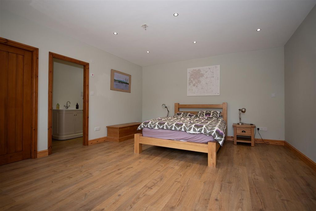 Additional image 30 of 7 bed detached house for saleMain Street, Nottingham NG2