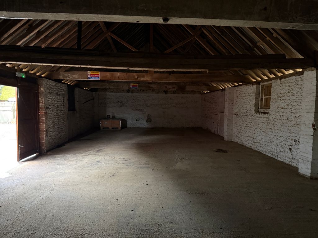 Property photo 3 of 4