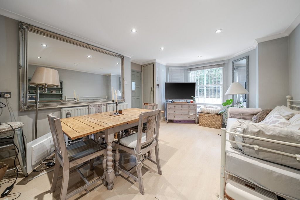 Property photo 2 of 17 Picture No. 31