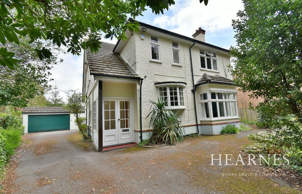 Property photo 1 of 26