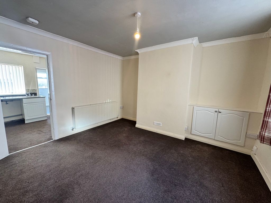 Property photo 3 of 11 Img_1468