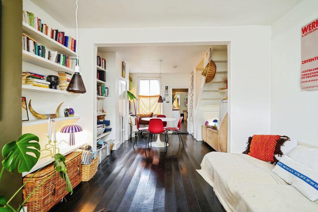 Property photo 3 of 15 Pbox-Img.Jpg