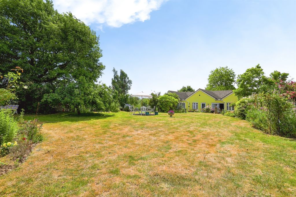 Property photo 3 of 20