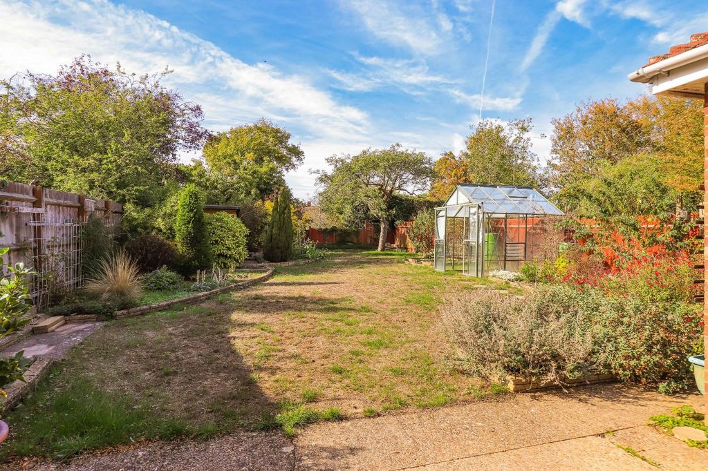 Property photo 2 of 17 Img (6) (3).Jpg